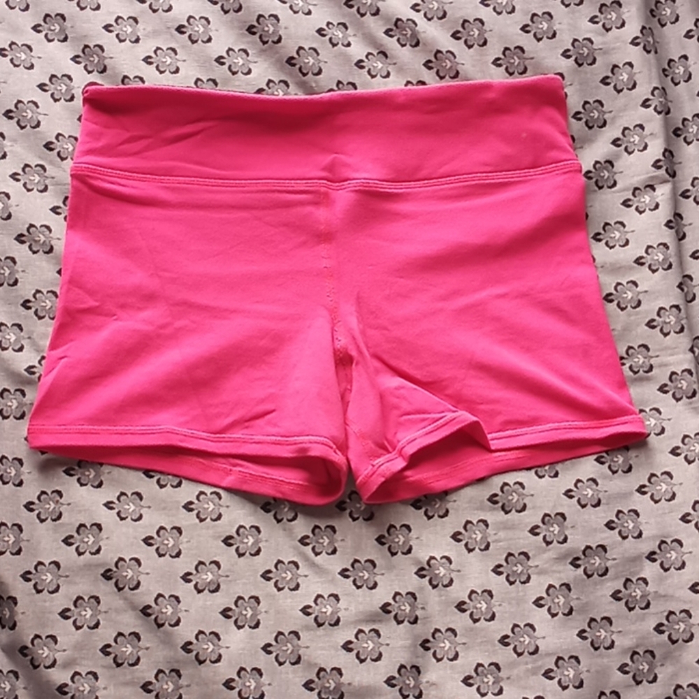 Pink Tights - Picture 2 of 3